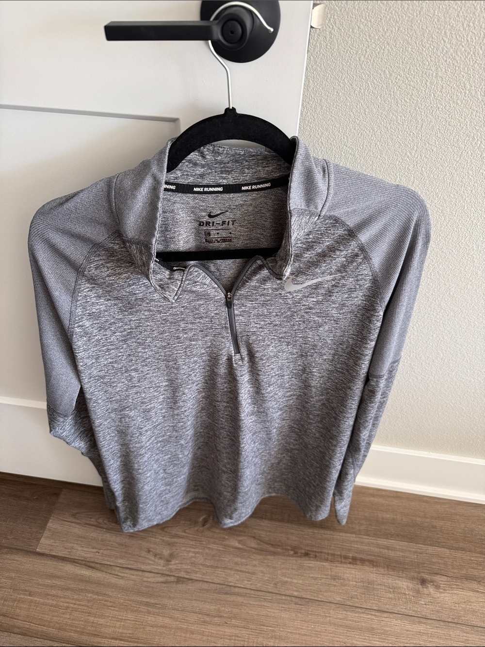 Nike Men’s Gray Dri-FIT Half-Zip Running Pullover